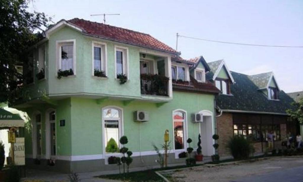 Eco Rural Tourism Association Skorenovac Exterior photo